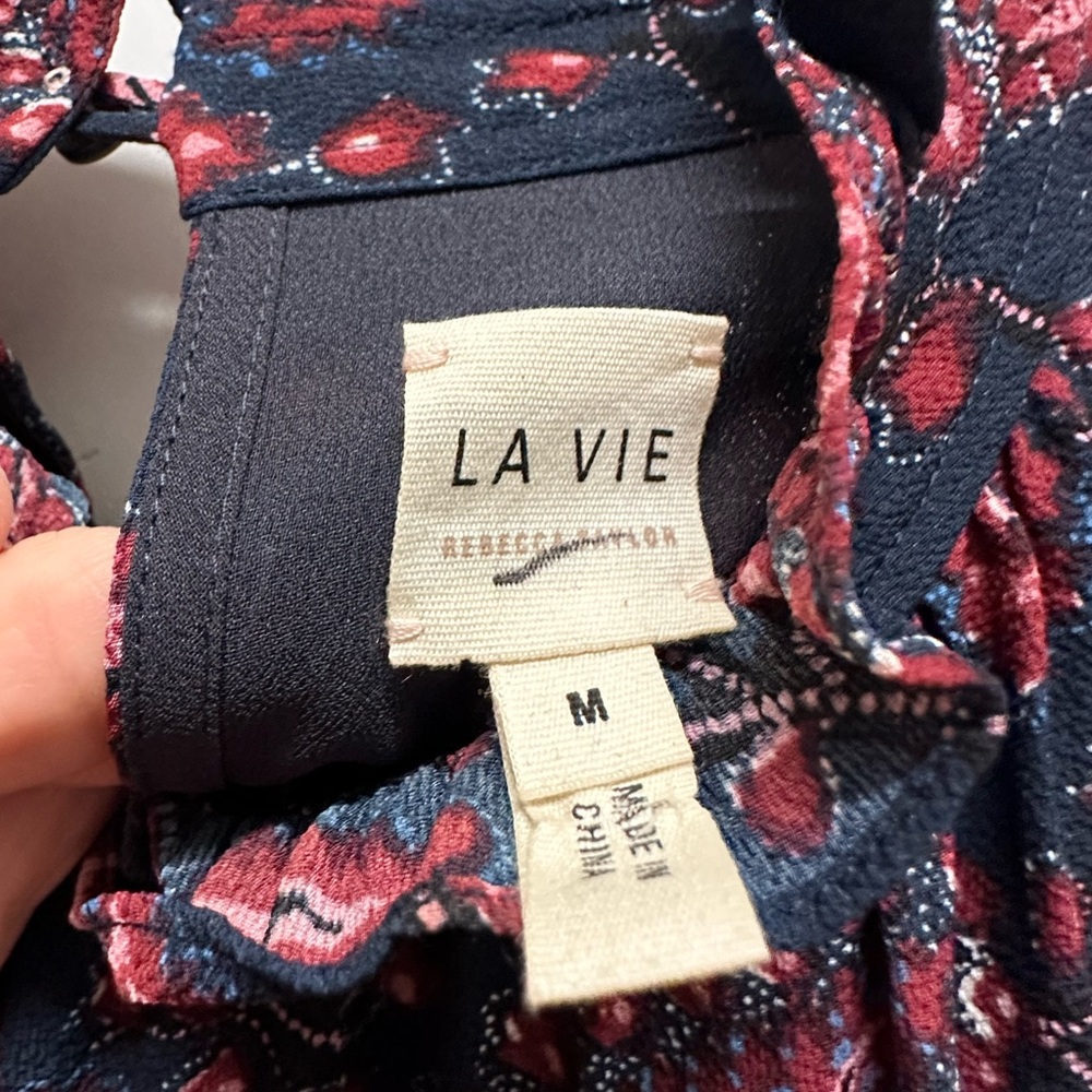 La Vie Rebecca Taylor Madeline Midnight
Navy Floral Dress size medium - Picture 3 of 7